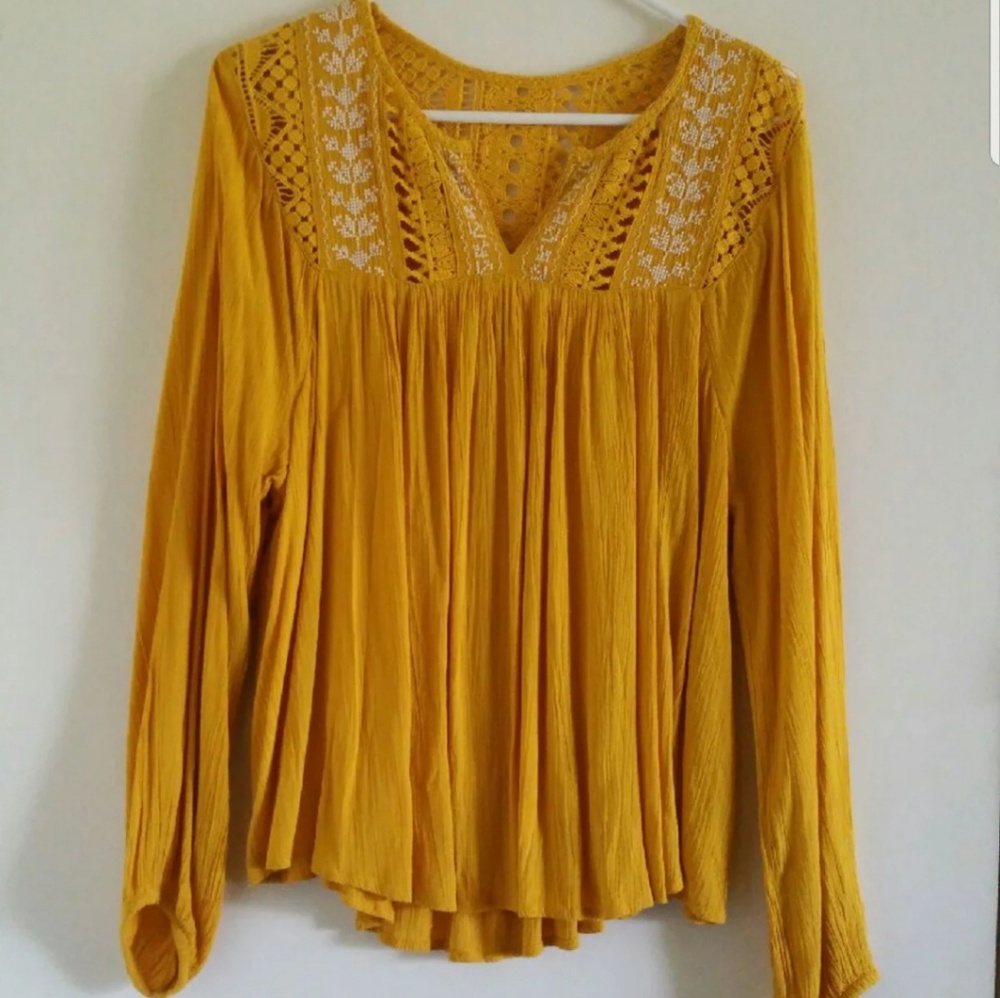flowy top with laced details